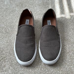 Steve Madden Zarayy Slides 7